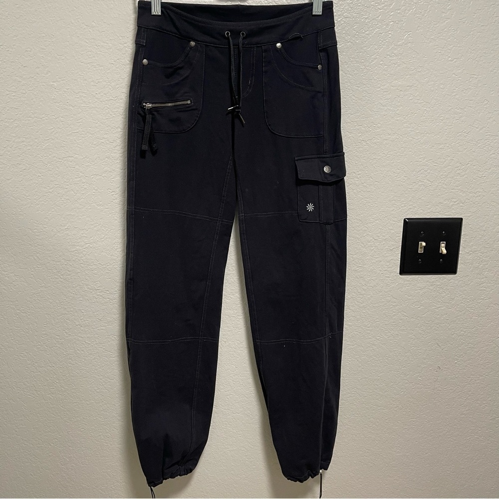 Athleta Black Bettona Boyfriend Pant Relaxed fit, Mid-rise, Relaxed Leg Size XXS - Picture 2 of 8